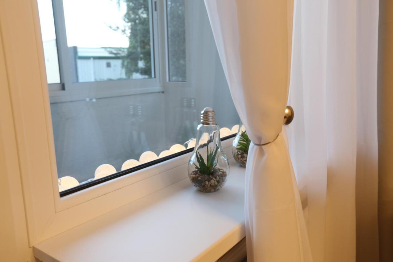 Comfy 2 Room Apartment - Free Parking - 350Mbps Wifi - Netflix Kaunas Eksteriør billede