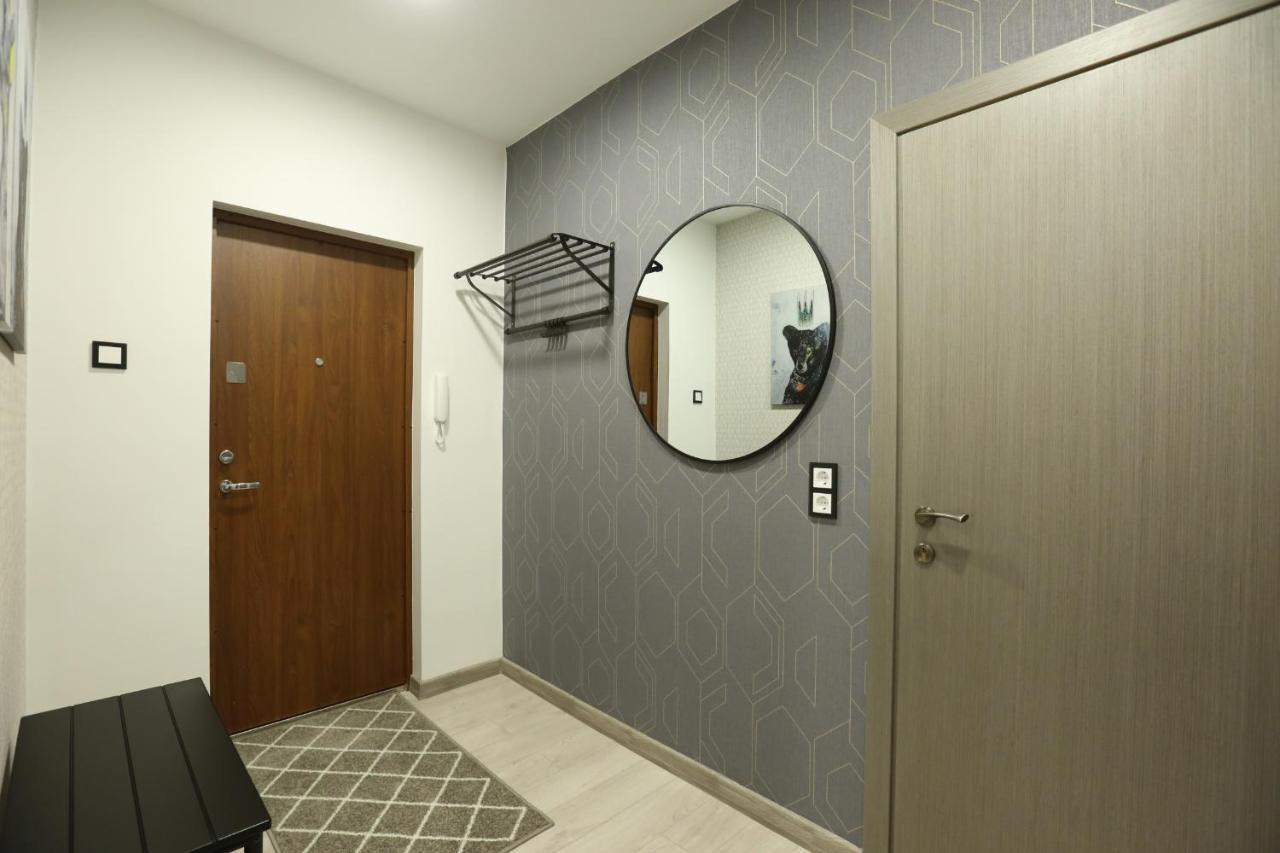 Comfy 2 Room Apartment - Free Parking - 350Mbps Wifi - Netflix Kaunas Eksteriør billede