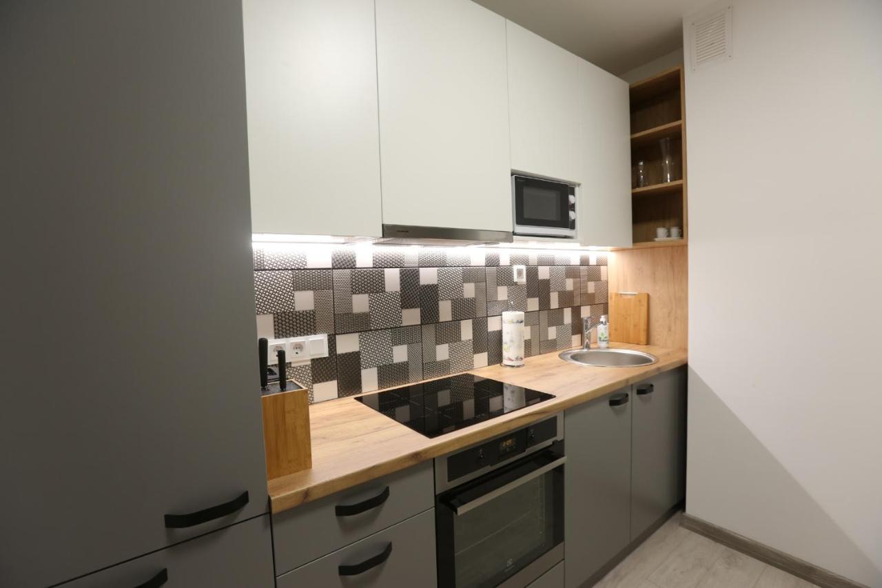 Comfy 2 Room Apartment - Free Parking - 350Mbps Wifi - Netflix Kaunas Eksteriør billede