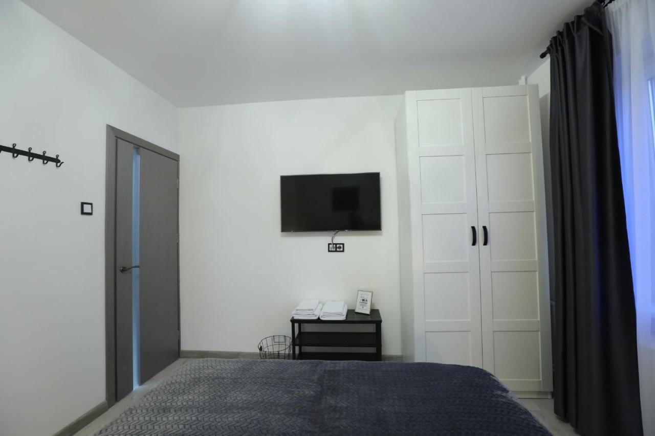 Comfy 2 Room Apartment - Free Parking - 350Mbps Wifi - Netflix Kaunas Eksteriør billede